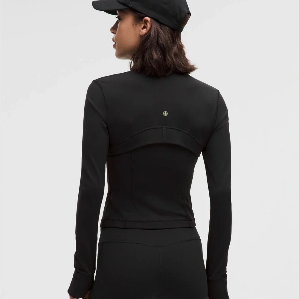 BNWT Lululemon Define *Nulu Jacket. Black + Gold Zippers sz 4 - Picture 3 of 13